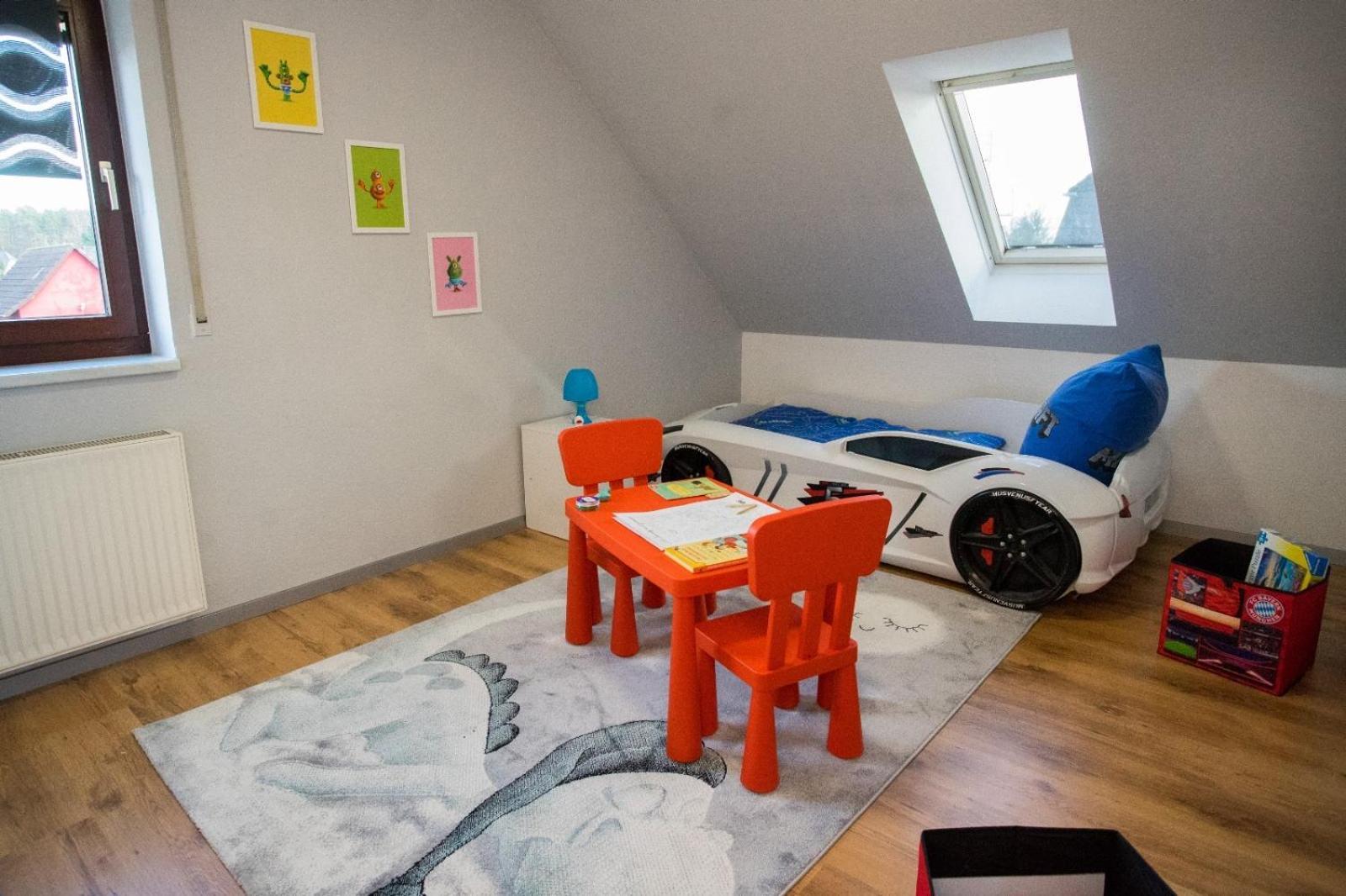 Zum Kaeutzchen 120Qm Ferienhaus 8 Personen 4 Schlafzimmer Nossentiner Huette Екстериор снимка